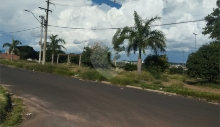 Terreno à venda em Residencial Vista do Horto, Araraquara, SP