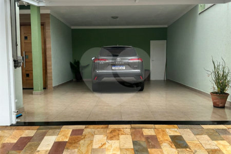 Casa à venda com 3 suítes em Jardim Regina, Indaiatuba, SP