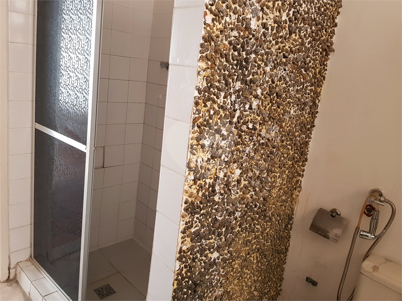 Apartamento à venda com 3 quartos, sendo 1 suíte,  em Copacabana, Rio de Janeiro, RJ