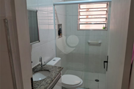 Sobrado à venda com 3 quartos em Jardim Humaitá, São Paulo, SP