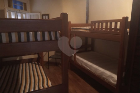 Chácara à venda com 7 quartos, sendo 3 suítes, em Saboó, São Roque, SP