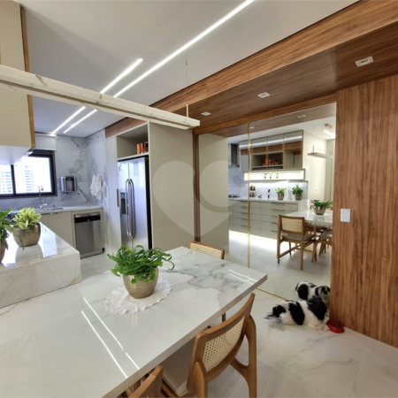 Apartamento à venda com 4 quartos, sendo 2 suítes,  em Chácara Flora, São Paulo, SP