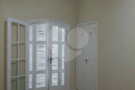 Casa à venda com 4 quartos, sendo 1 suíte, em Jardim Paulista, São Paulo, SP