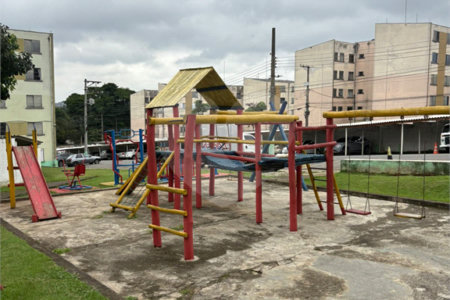 Casa para alugar com 2 quartos no condomínio Estrada do Preju, Itaquaquecetuba - SP