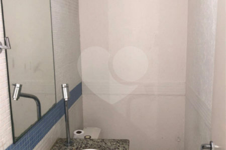 Casa à venda ou para alugar com 4 quartos, sendo 1 suíte, no condomínio Village Jardim Versailles, Jundiaí - SP