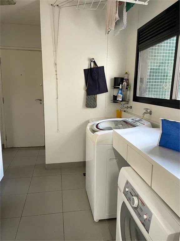 Apartamento à venda com 3 suítes em Brooklin Paulista, São Paulo, SP