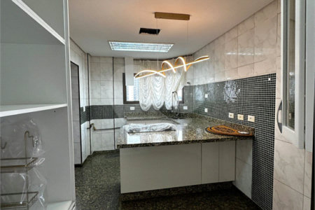 Apartamento à venda com 4 quartos, sendo 1 suíte, em Anchieta, São Bernardo do Campo, SP