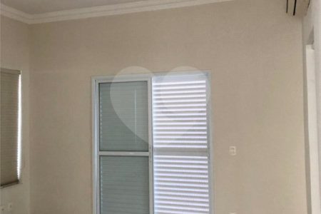 Casa à venda ou para alugar com 3 suítes no condomínio Jardim Vila Paradiso, Indaiatuba - SP