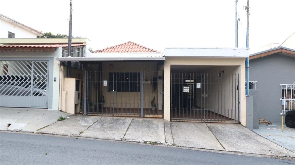 Sobrado à venda com 4 quartos, sendo 2 suítes, em Vila Romana, São Paulo, SP