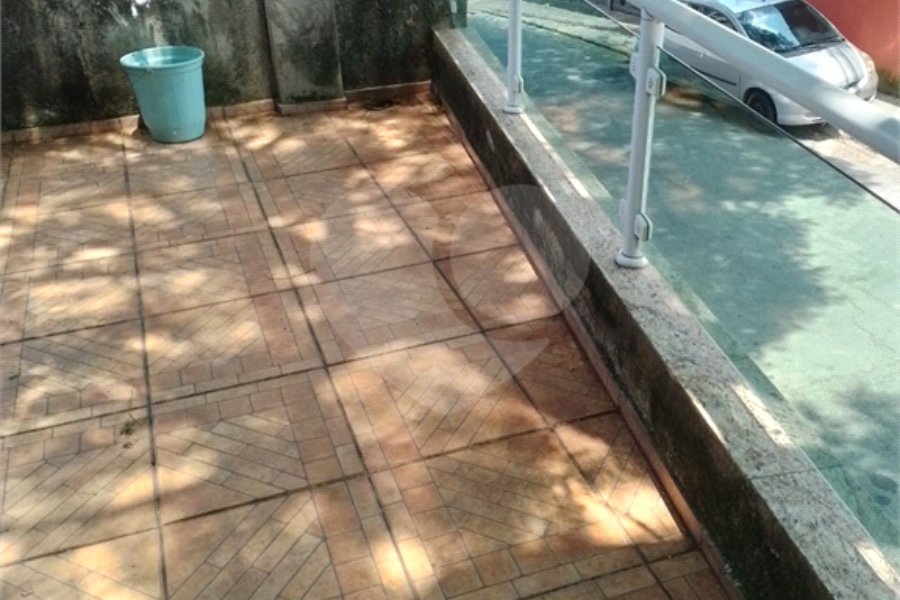 Sobrado à venda com 4 quartos no Brasilândia, São Paulo, SP