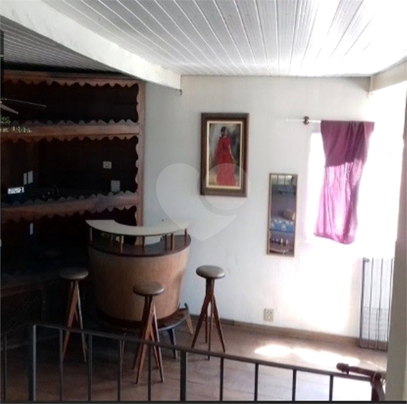 Sobrado à venda com 8 quartos, sendo 3 suítes, em Liberdade, São Paulo, SP