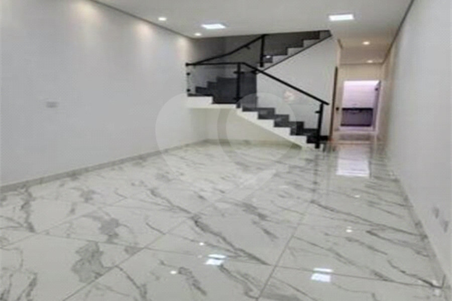 Casa à venda com 1 quarto, sendo 2 suítes, no condomínio Residencial Oliveira, São Paulo - SP