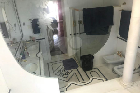 Apartamento à venda com 5 quartos, sendo 3 suítes, em Vila Gomes Cardim, São Paulo, SP