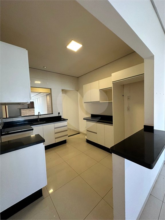 Casa à venda com 3 quartos, sendo 1 suíte,  em Jardim Estoril, Ponta Porã, MS