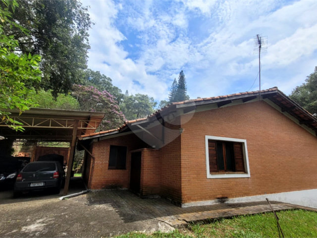 Casa Térrea à venda com 4 quartos, sendo 1 suíte,  em Serra da Cantareira, Mairiporã, SP