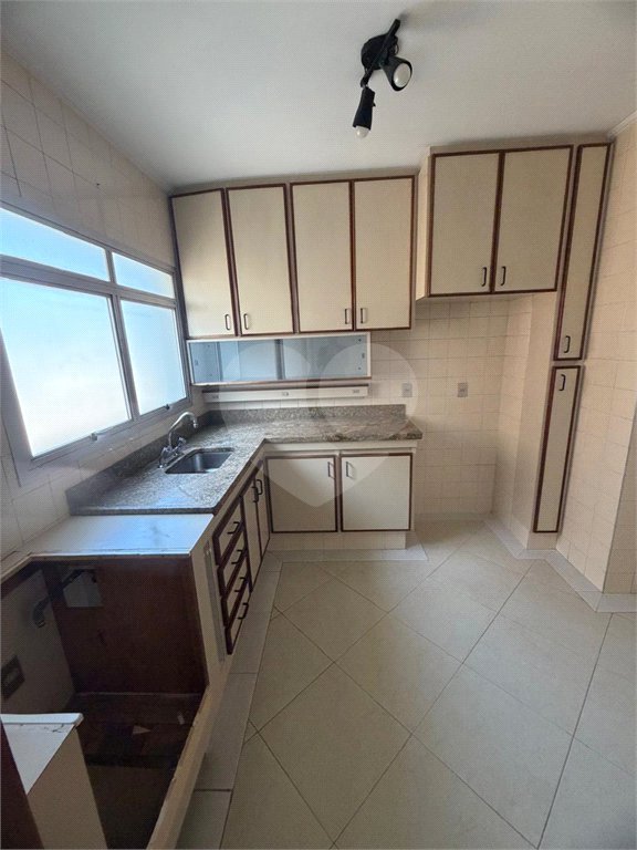 Apartamento para alugar com 3 quartos, sendo 1 suíte,  em Santana, São Paulo, SP