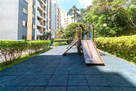 Apartamento à venda com 3 quartos, sendo 1 suíte, em Jardim Marajoara, São Paulo, SP