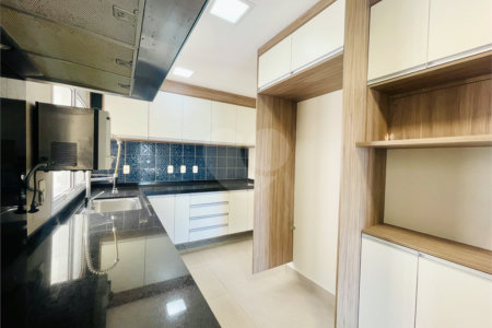Apartamento à venda com 3 suítes em Baeta Neves, São Bernardo do Campo, SP