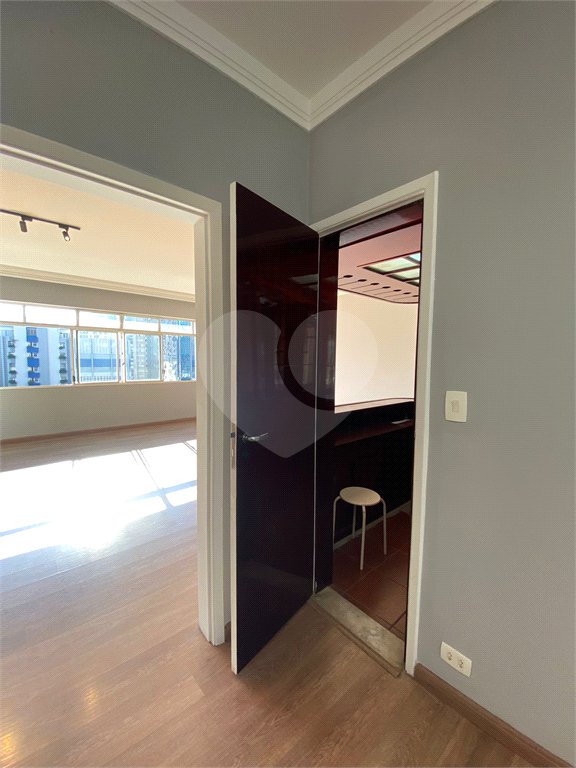 Apartamento à venda com 3 quartos em Vila Mariana, São Paulo, SP