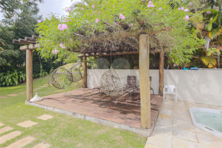 Casa em condomínio à venda com 4 quartos, sendo 2 suítes, em Alto da Boa Vista, São Paulo, SP