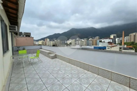 Cobertura à venda com 3 quartos, sendo 1 suíte, em Tijuca, Rio de Janeiro, RJ