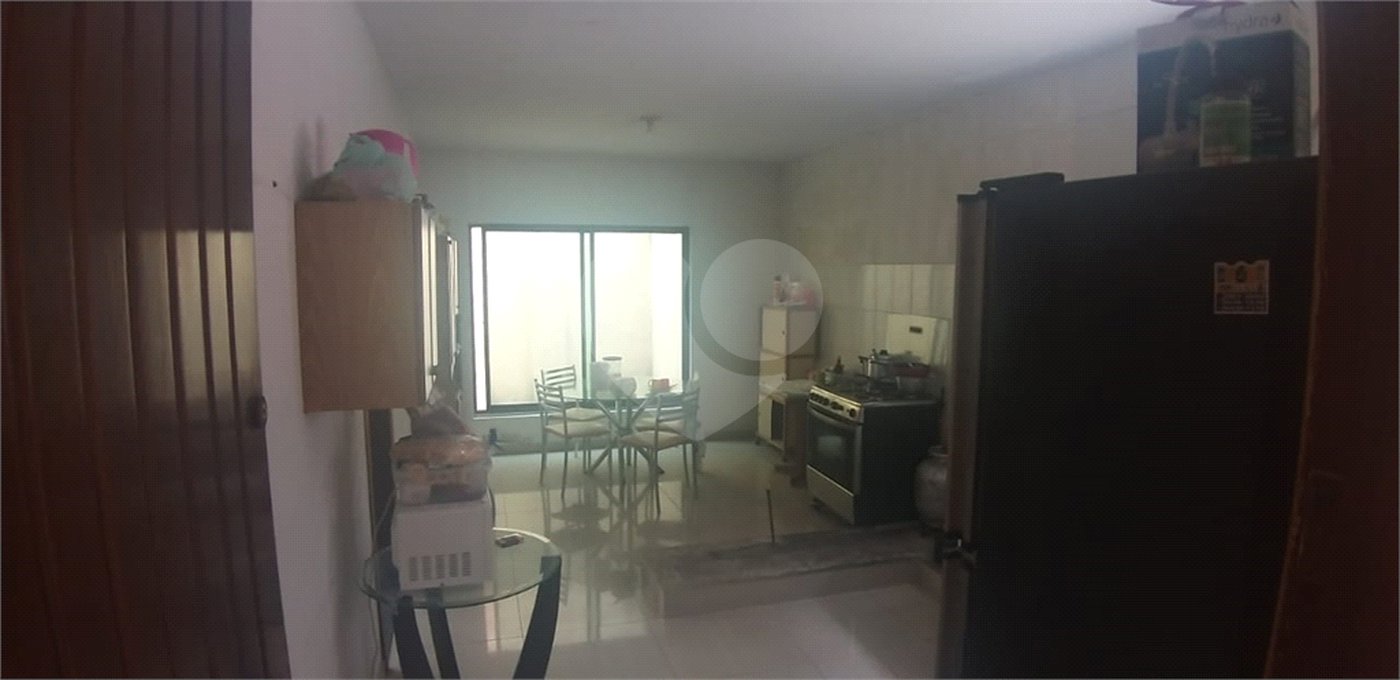 Sobrado à venda com 5 quartos, sendo 4 suítes, em Parada Inglesa, São Paulo, SP