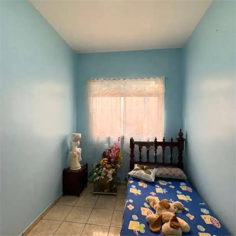Casa à venda com 3 quartos em Vila dos Remédios, São Paulo, SP