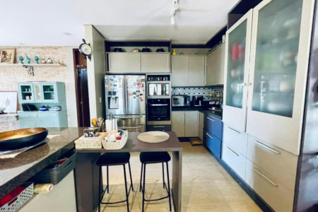 Casa à venda com 3 quartos, sendo 1 suíte, em Jardim Adelaide, Hortolândia, SP