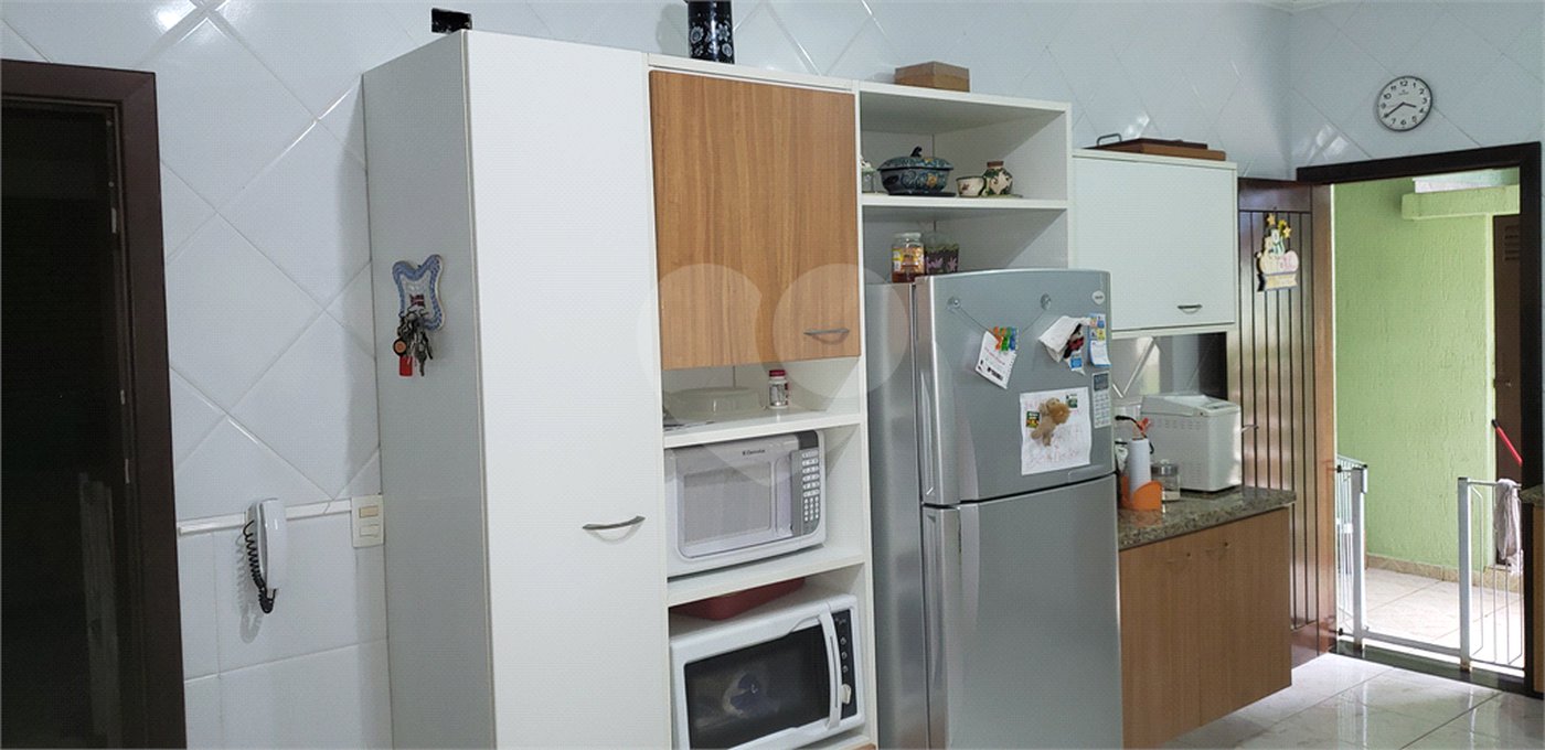 Casa à venda com 3 quartos, sendo 1 suíte, no condomínio Alpes da Cantareira, Mairiporã - SP