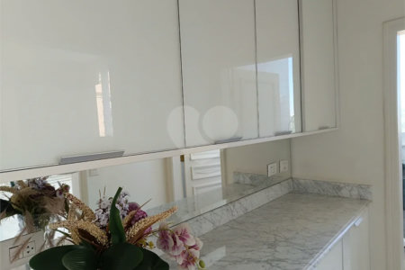 Apartamento em Higienópolis com 4 quartos e 3 vagas