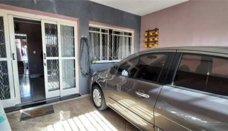 Casa à venda com 2 quartos em Parque Sisi, São Carlos, SP