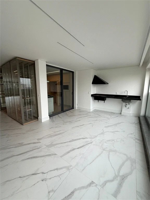 Apartamento para alugar com 4 suítes em Jardim Fonte do Morumbi, São Paulo, SP