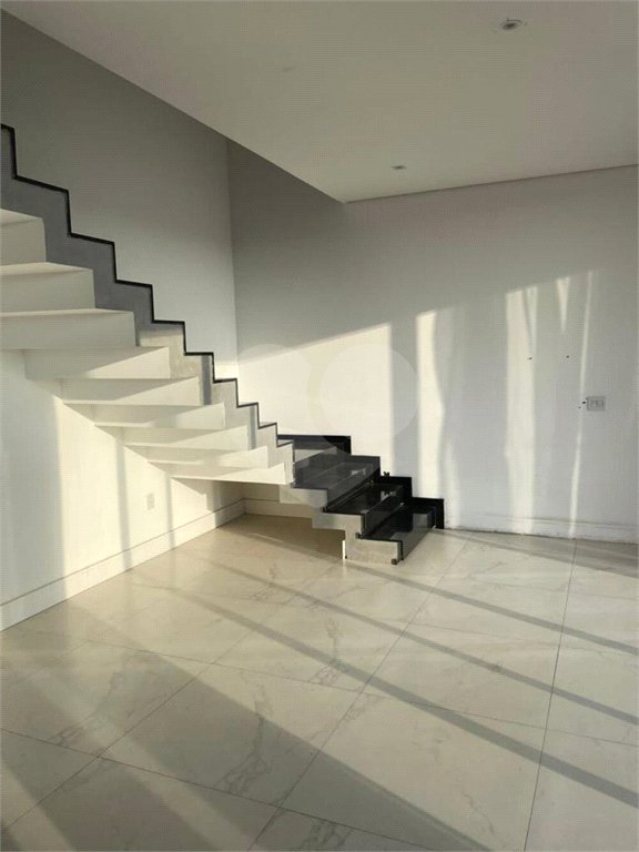 Casa à venda com 4 quartos, sendo 2 suítes,  no condomínio Residencial Castanheira, Sorocaba - SP