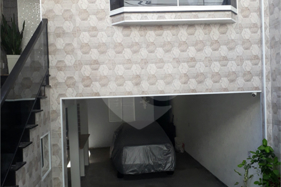 Sobrado à venda com 4 quartos, sendo 1 suíte, em Tremembé, São Paulo, SP