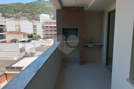 Apartamento à venda com 2 quartos, sendo 1 suíte,  em Tijuca, Rio de Janeiro, RJ
