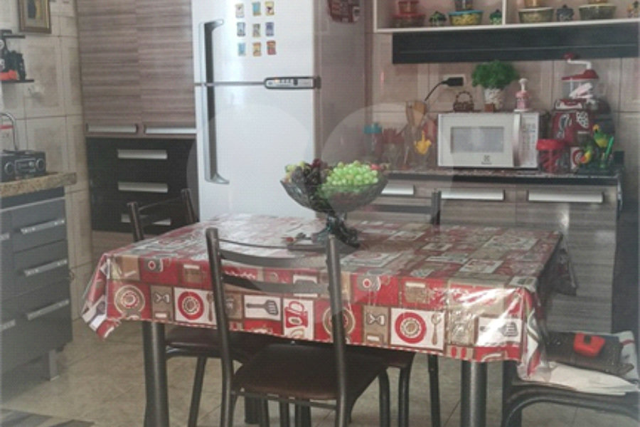 Casa à venda com 2 quartos em Campo Limpo, São Paulo, SP