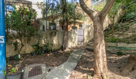 Casa Térrea à venda com 9 quartos, sendo 3 suítes,  em Vila Romana, São Paulo, SP