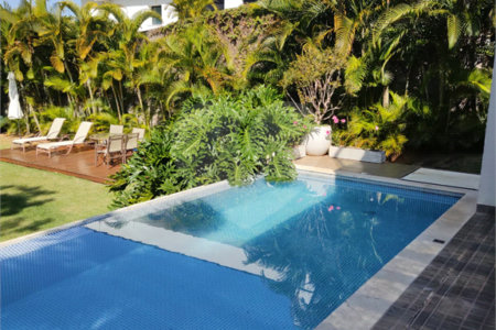 Casa à venda com 4 quartos, sendo 3 suítes, no condomínio Estância Marambaia, Vinhedo - SP