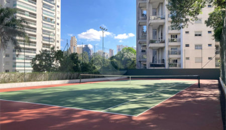 Apartamento à venda ou para alugar com 1 suíte em Panamby, São Paulo, SP