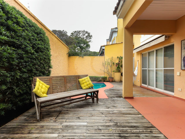 Casa à venda com 4 suítes no condomínio Residencial Courtyard Village, São Paulo - SP