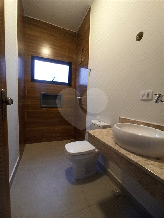 Casa à venda com 3 quartos, sendo 1 suíte, no condomínio Buona Vita, Atibaia - SP