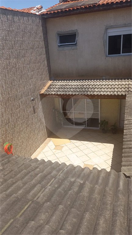 Casa à venda com 5 quartos, sendo 2 suítes, em Jardim Santa Clara, Guarulhos, SP