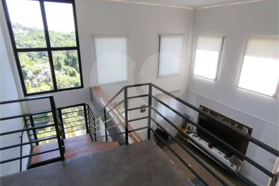 Casa à venda ou para alugar com 3 quartos, sendo 1 suíte, no condomínio Alpes da Cantareira, Mairiporã - SP