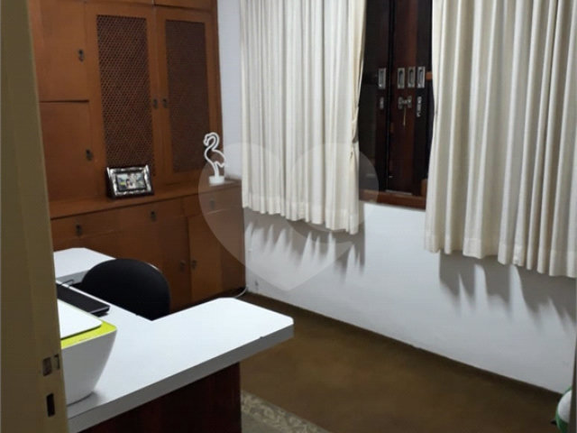 Casa à venda com 3 quartos, sendo 1 suíte,  em Interlagos, São Paulo, SP