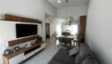 Casa à venda com 2 quartos, sendo 1 suíte,  no condomínio Residencial Reserva das Paineiras, Itapetininga - SP