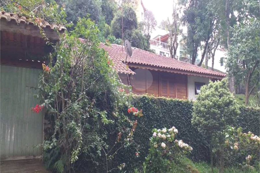 Casa à venda com 4 suítes no condomínio Alpes da Cantareira, Mairiporã - SP