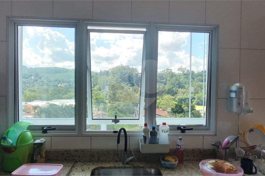 Casa à venda com 5 quartos, sendo 3 suítes,  em Capoavinha, Mairiporã, SP
