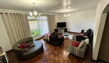 Sobrado à venda com 6 quartos, sendo 1 suíte, em Sumarezinho, São Paulo, SP