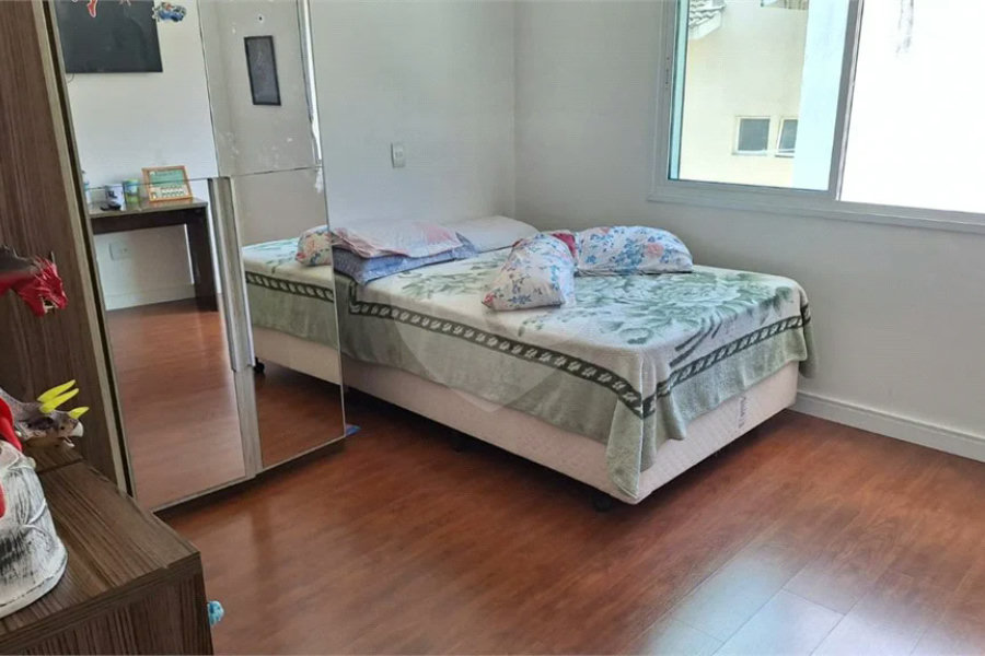 Sobrado à venda com 6 quartos, sendo 4 suítes, em Tremembé, São Paulo, SP