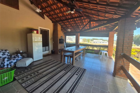 Chácara com 3 dormitórios à venda, 1200 m² por R$ 870.000,00 - Condomínio Ninho Verde II - Pardinho/SP